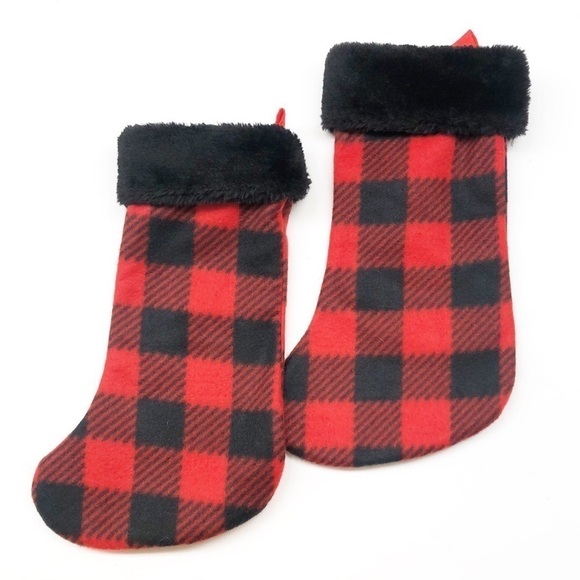 Set of 2 red and black plaid fleece Christmas stockings with photo pocket - Picture 3 of 4